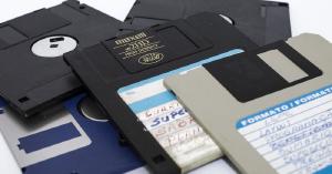 El error de disquete conduce a la pérdida de datos de USENET El error de disquete conduce a la pérdida de datos de USENET